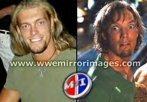 Does anyone agree that Edge looks like Jason Werth?